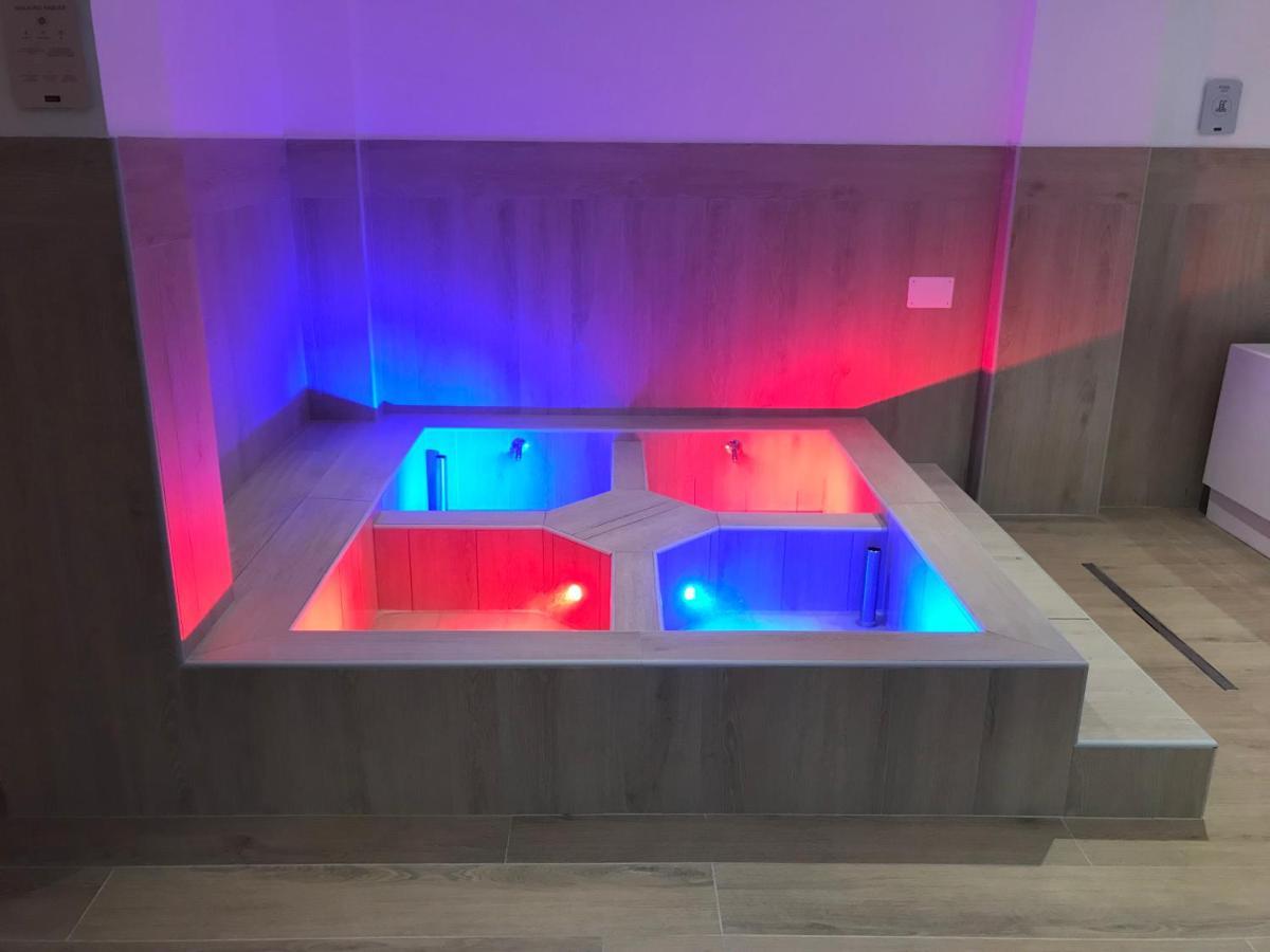 Fleur Des Neiges & Spa - Adults Only Ayas Buitenkant foto